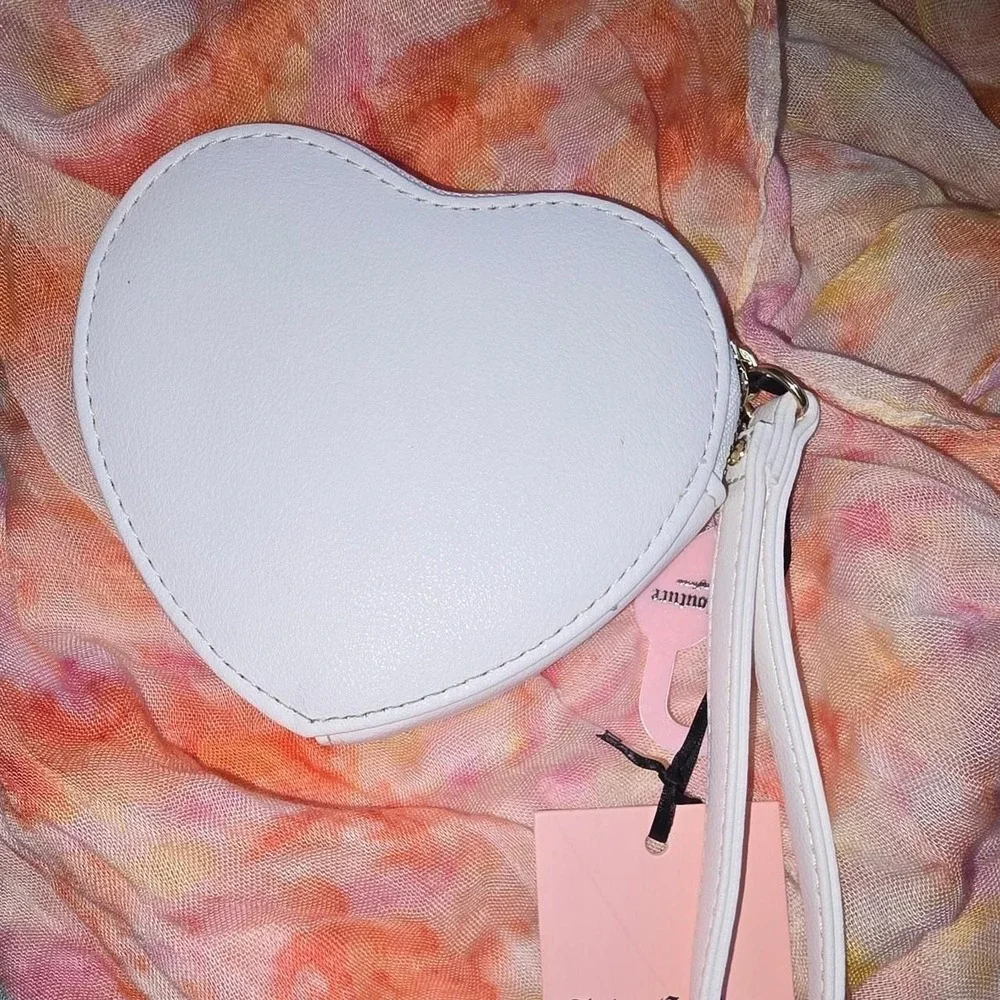 Juicy Couture Blue Gleam In Bloom Heart ZA Coin Purse Floral Embroidery Wristlet